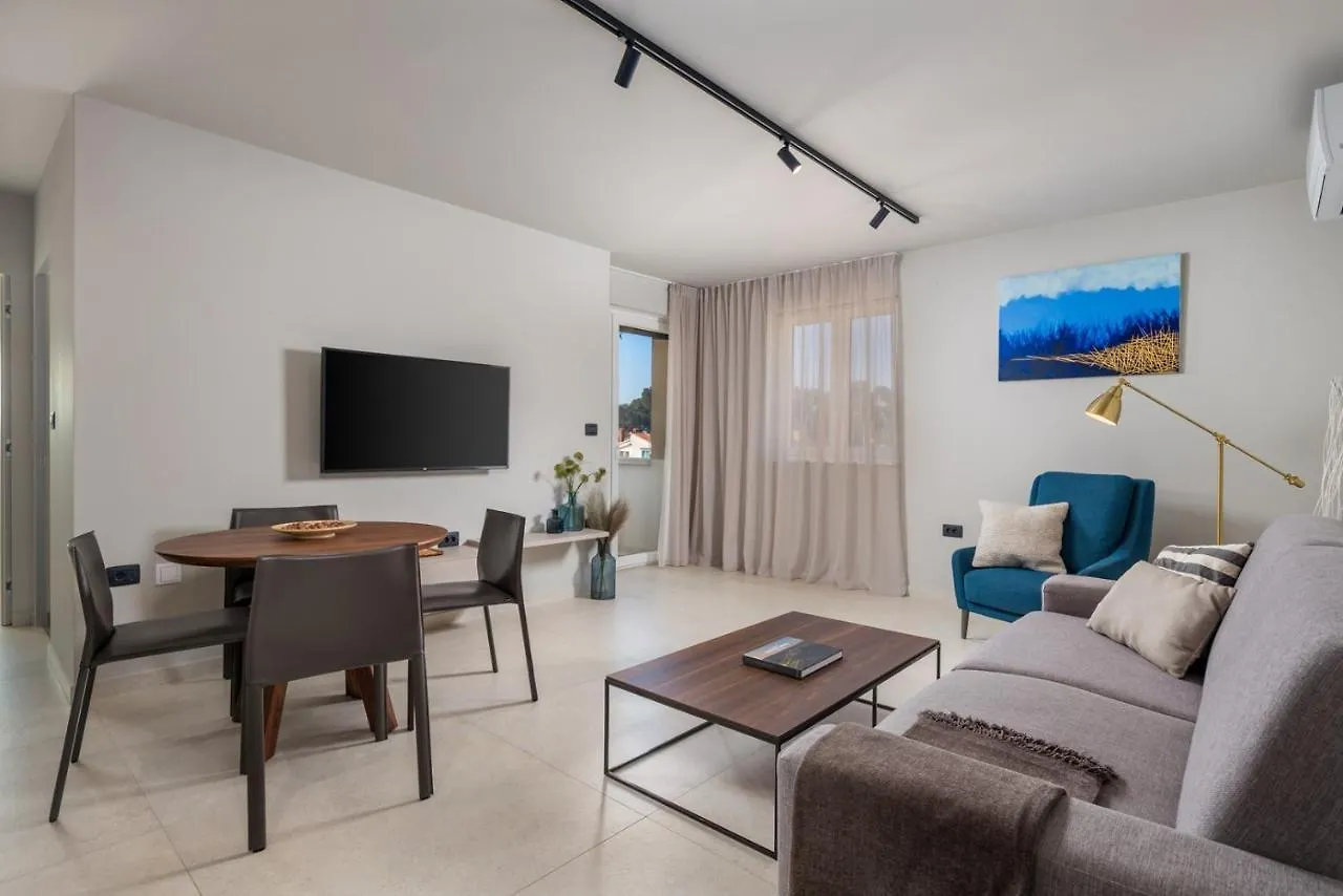 4R Royal Residence Rojnic In Rovinj 0*,  Croatia